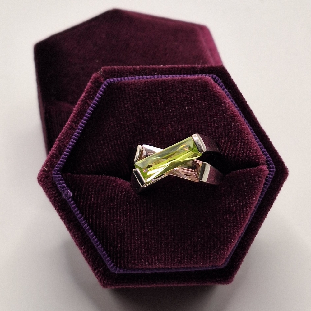 Swarovski Green & Blush Crystal Bypass Ring Size 7 NWT Silver Tone